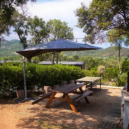 Domaine De La Testa 2*