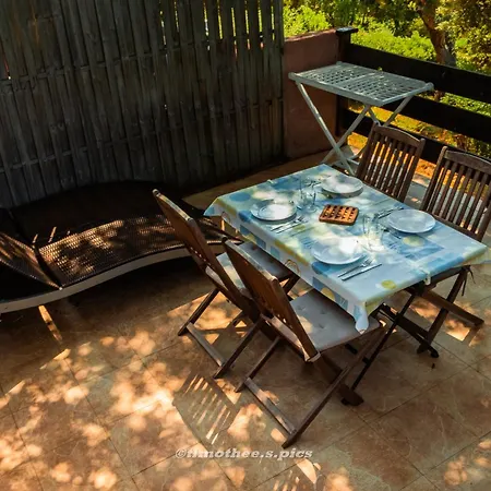 Domaine De La Testa Campingplatz 2*