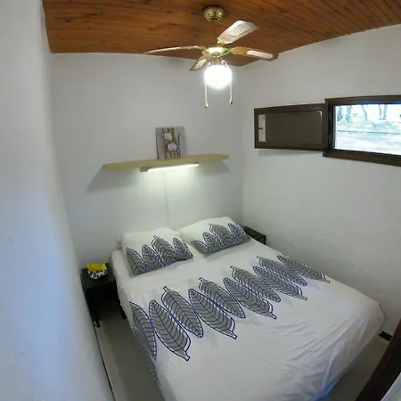 Domaine De La Testa Camping 2*