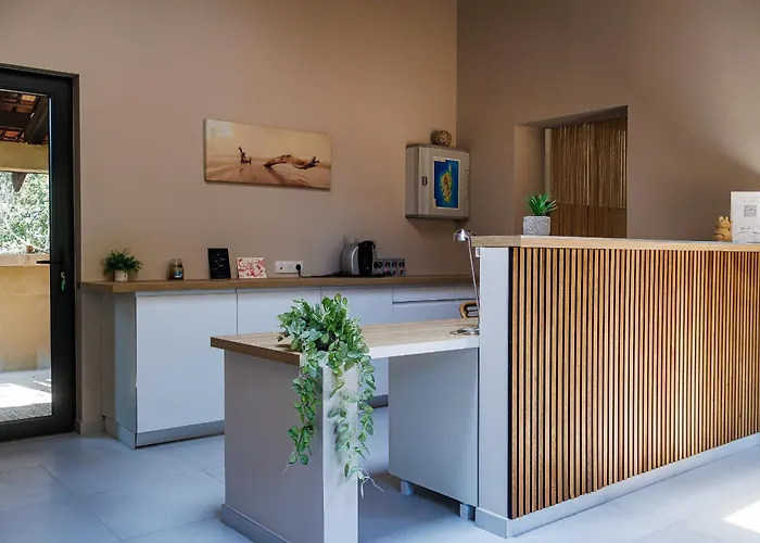 Domaine De La Testa 2*