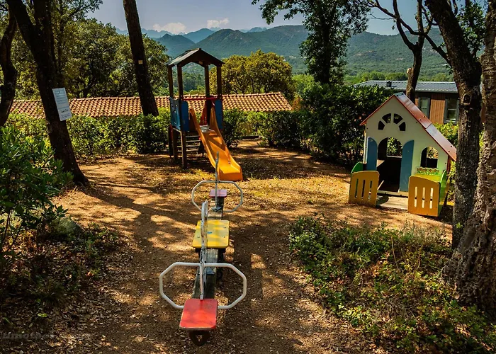 Domaine De La Testa 2*